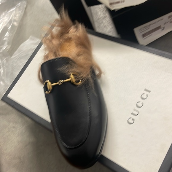 GUCCI WOMEN'S PRINCETOWN LEATHER MULE WITH HAIR - Picture 2 of 5